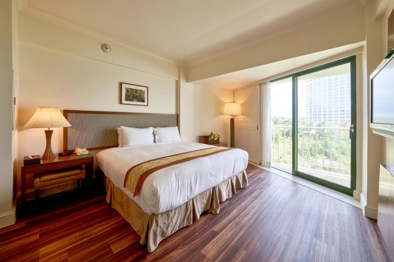 Lotte Hotel Guam Тумон Экстерьер фото