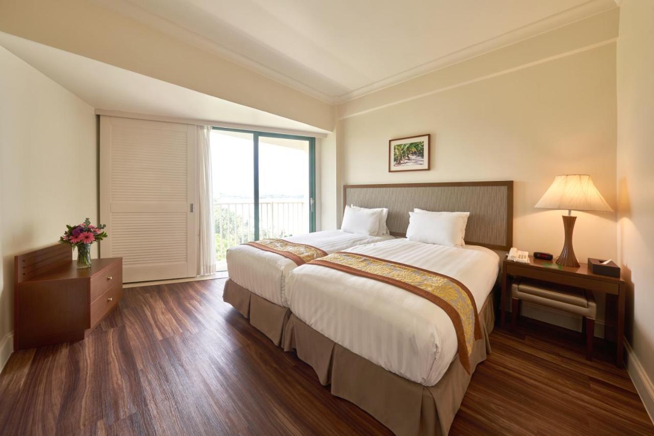 Lotte Hotel Guam Тумон Экстерьер фото