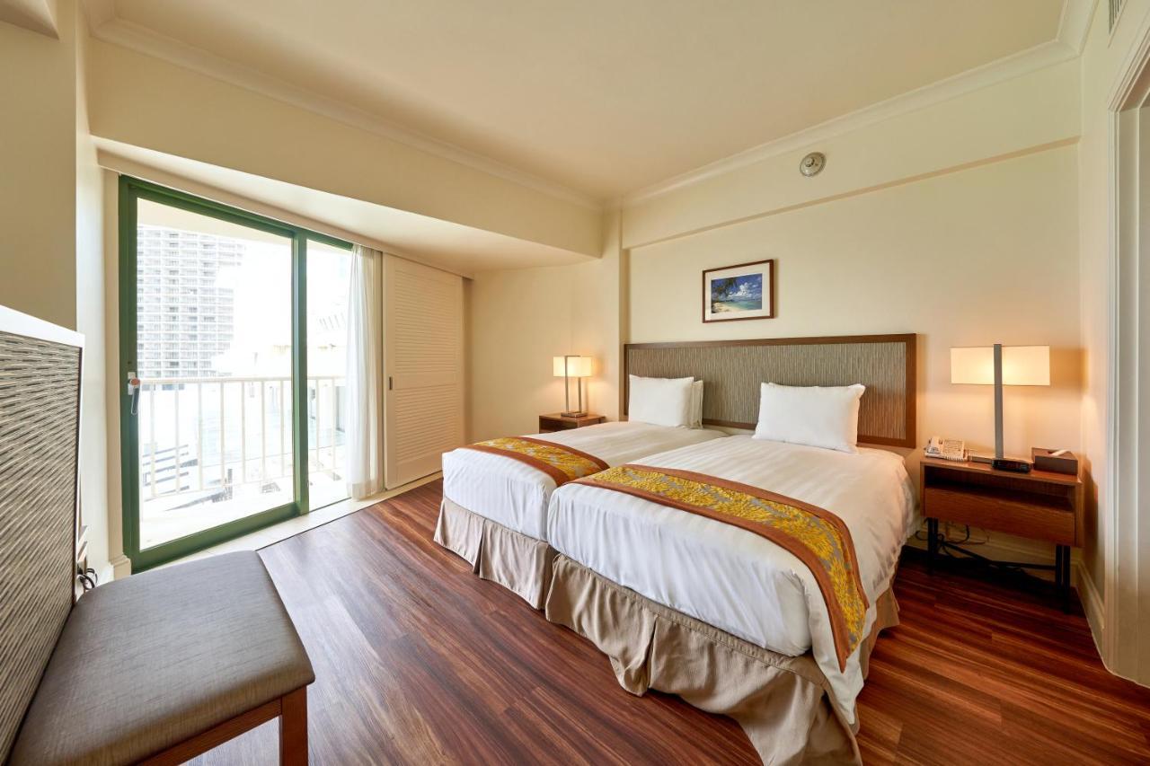 Lotte Hotel Guam Тумон Экстерьер фото