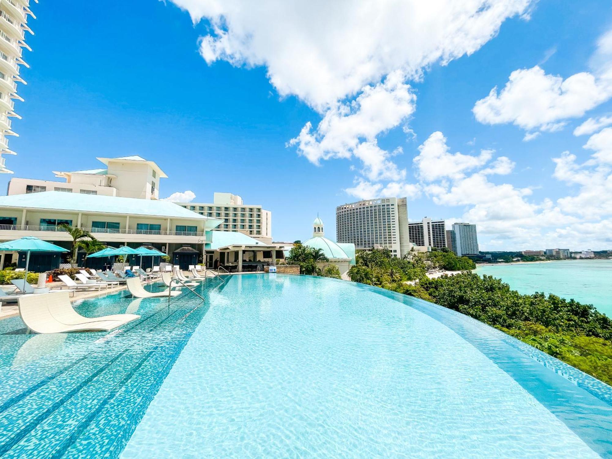 Lotte Hotel Guam Тумон Экстерьер фото