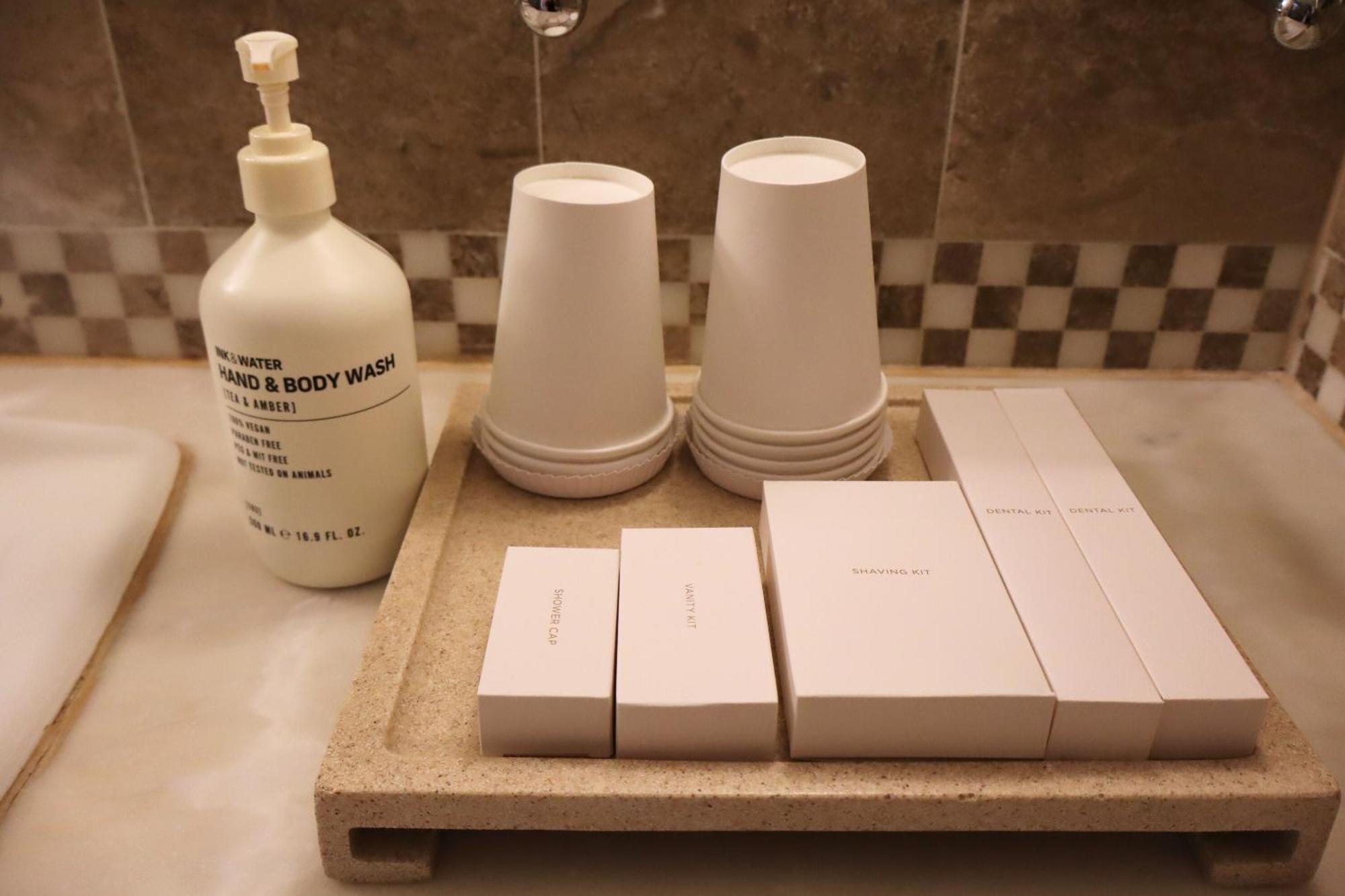 Lotte Hotel Guam Тумон Экстерьер фото
